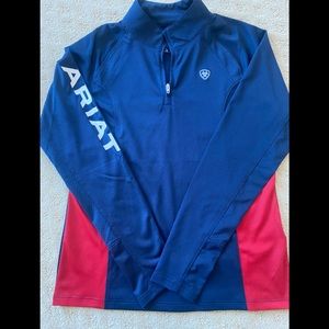 Ariat 1/2 zip lightweight outerwear